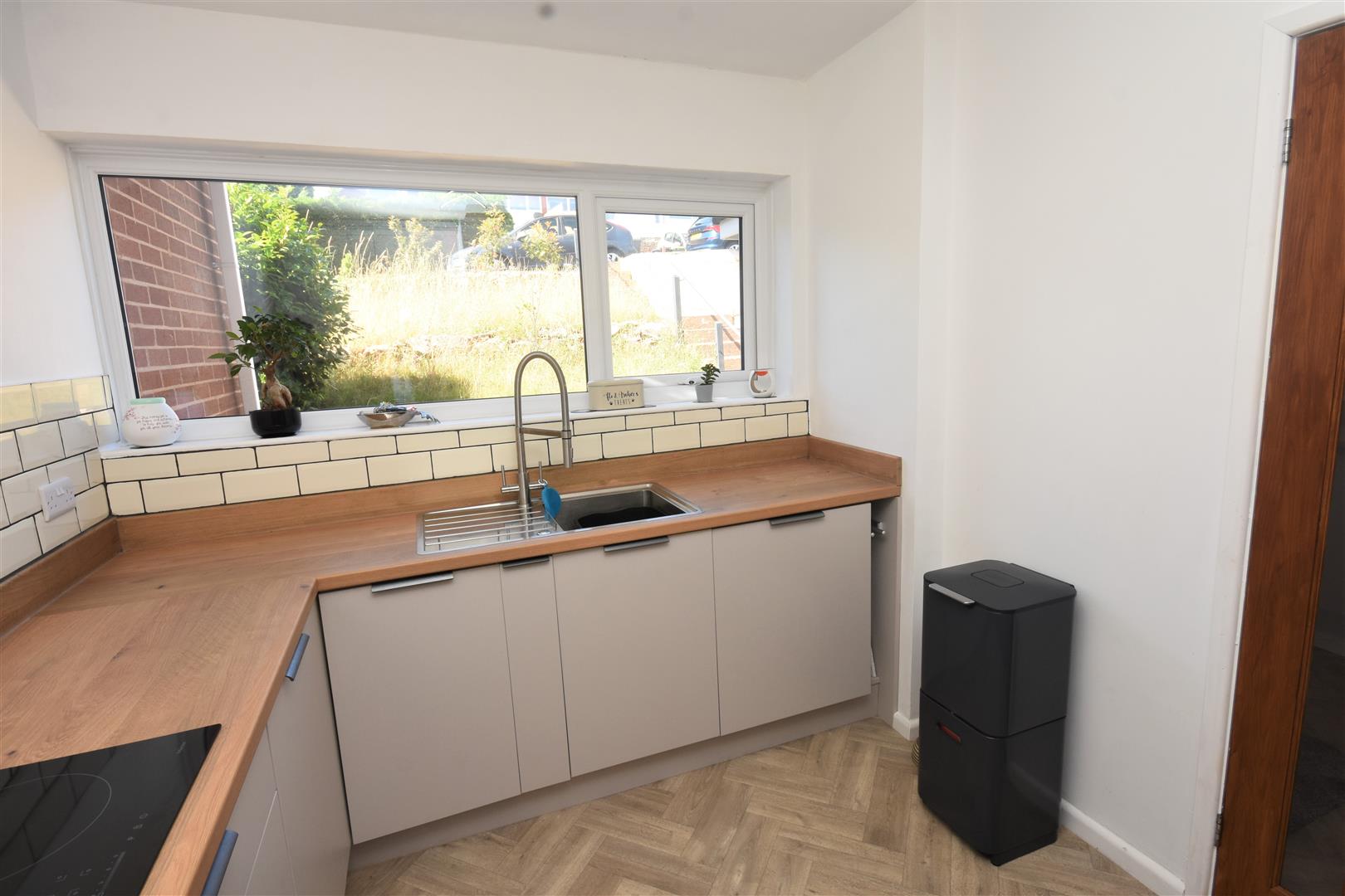 Beverley Close, Broadfields, Exeter Burgoynes Estate Agents, Exeter